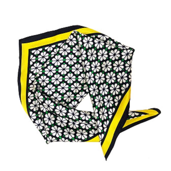 Ava & Aiden Accessories - Ava & Aiden Silk Floral Print Bandana Scarf